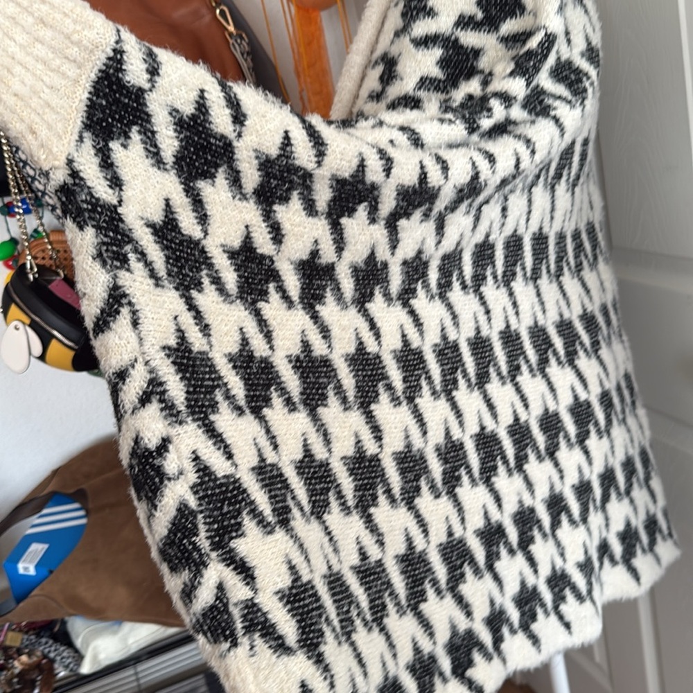 USED Anthropologie Black and White Knit Cardigan - Picture 3 of 3